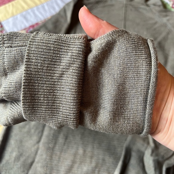 Sit In Lotus Hoodie Sweater - Picture 8 of 9